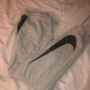 Men’s Gray Nike Sweats